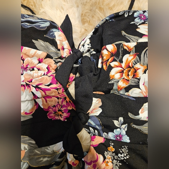 Time and Tru Floral Padded Swimsuit - Picture 3 of 6